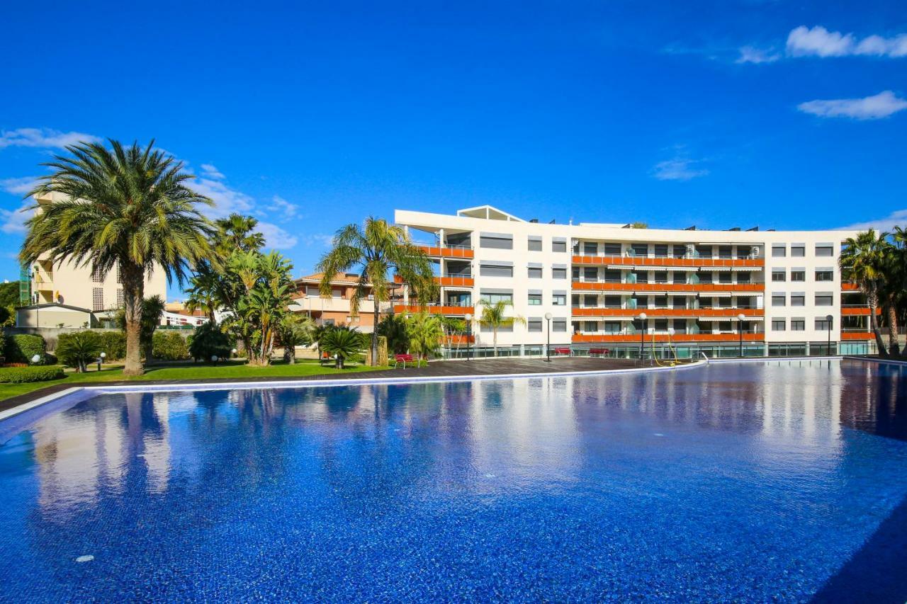 Galera Planet Costa Dorada Villa กัมบริลส์ ภายนอก รูปภาพ